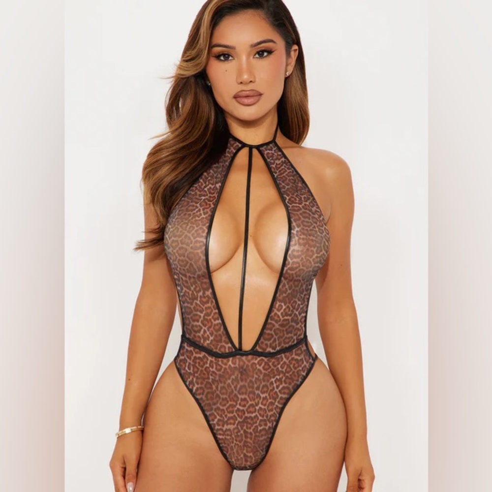 Hungry For Your Touch Leopard Print Teddy NEW 🏷️